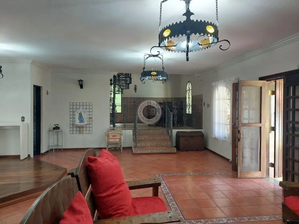 Casa para Venda em São Roque, Saboó, 7 dormitórios, 2 suítes, 7 banheiros, 4 vagas