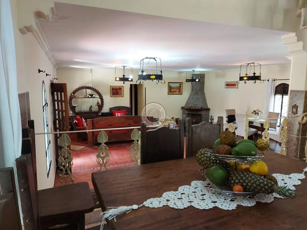 Casa para Venda em São Roque, Saboó, 7 dormitórios, 2 suítes, 7 banheiros, 4 vagas