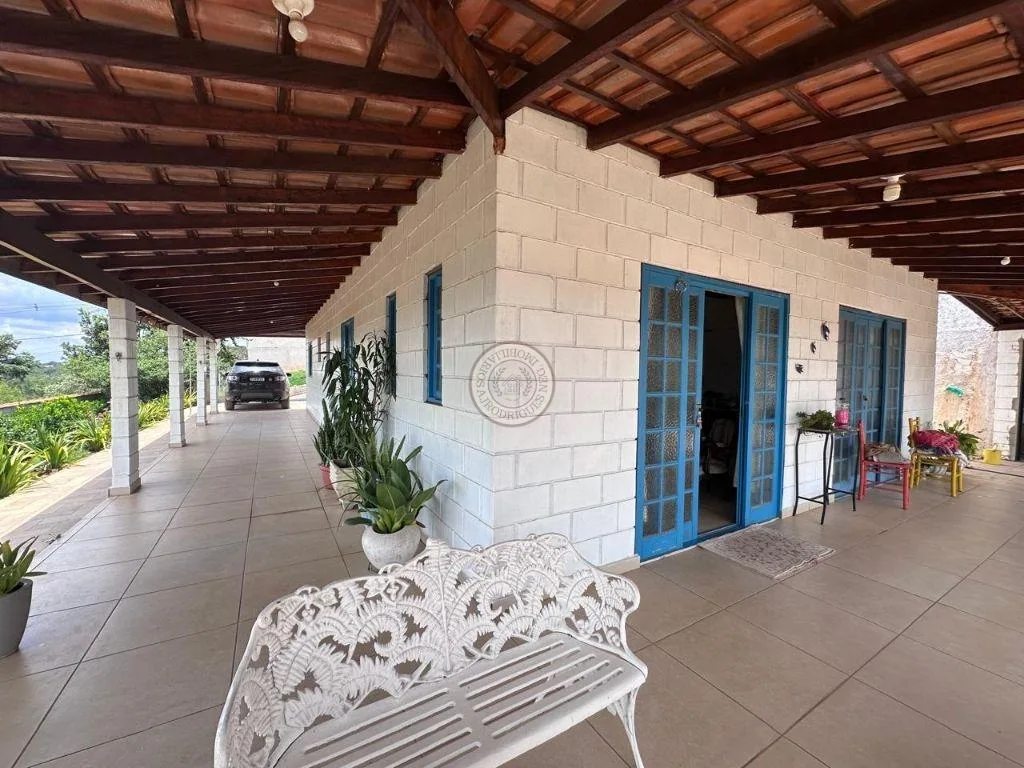 Casa para Venda em Mairinque, Dona Catarina, 3 dormitórios, 2 suítes, 4 banheiros, 4 vagas