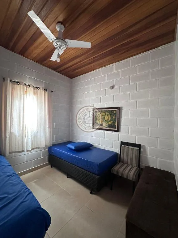 Casa para Venda em Mairinque, Dona Catarina, 3 dormitórios, 2 suítes, 4 banheiros, 4 vagas