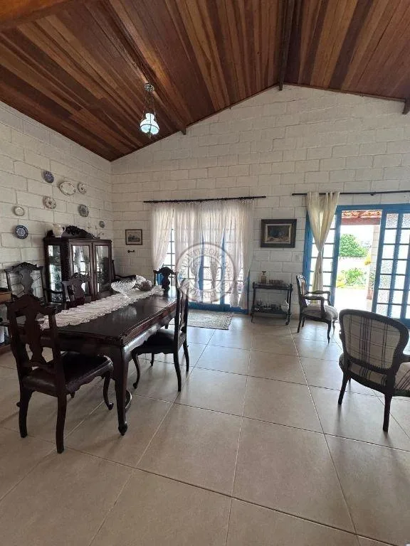 Casa para Venda em Mairinque, Dona Catarina, 3 dormitórios, 2 suítes, 4 banheiros, 4 vagas