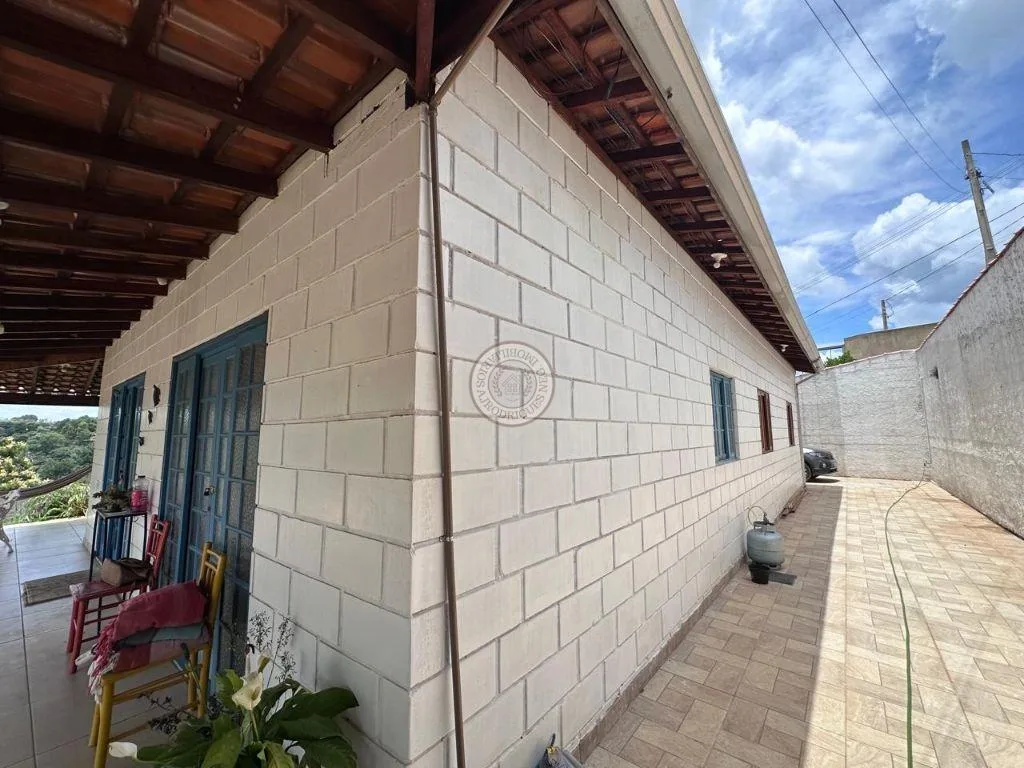 Casa para Venda em Mairinque, Dona Catarina, 3 dormitórios, 2 suítes, 4 banheiros, 4 vagas