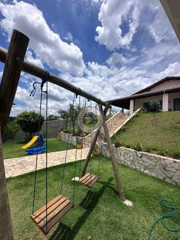 Casa para Venda em Mairinque, Dona Catarina, 3 dormitórios, 2 suítes, 4 banheiros, 4 vagas