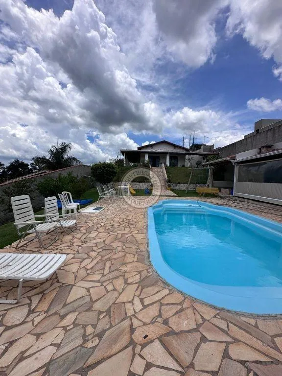 Casa para Venda em Mairinque, Dona Catarina, 3 dormitórios, 2 suítes, 4 banheiros, 4 vagas