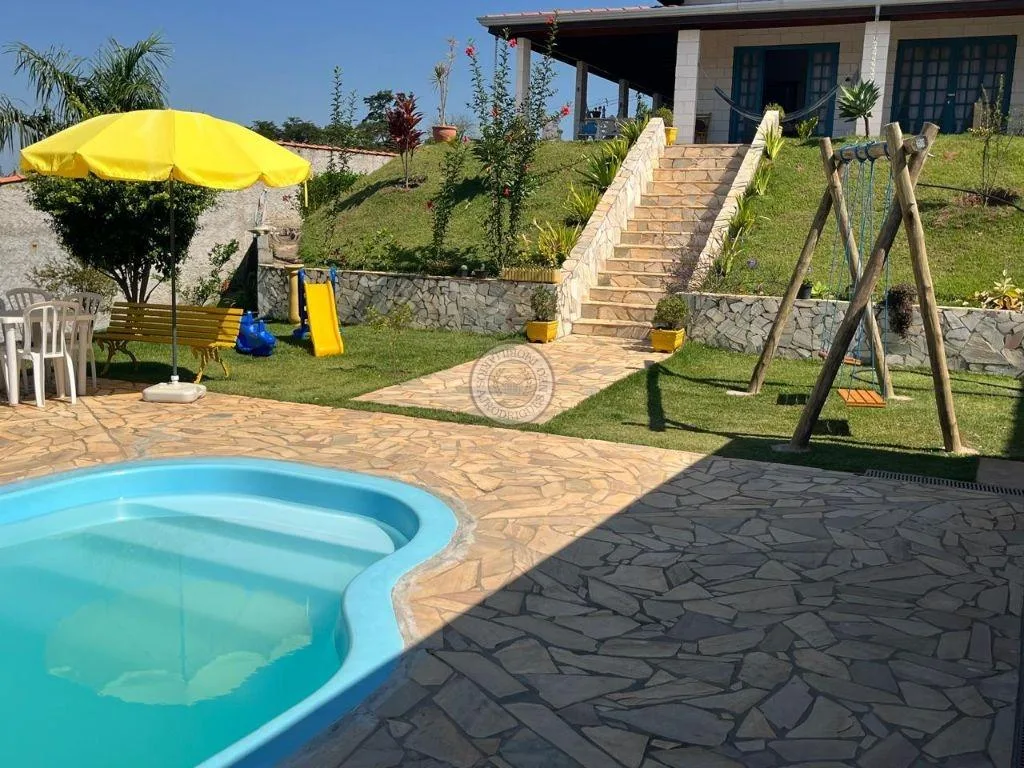 Casa para Venda em Mairinque, Dona Catarina, 3 dormitórios, 1 suíte, 2 banheiros, 3 vagas