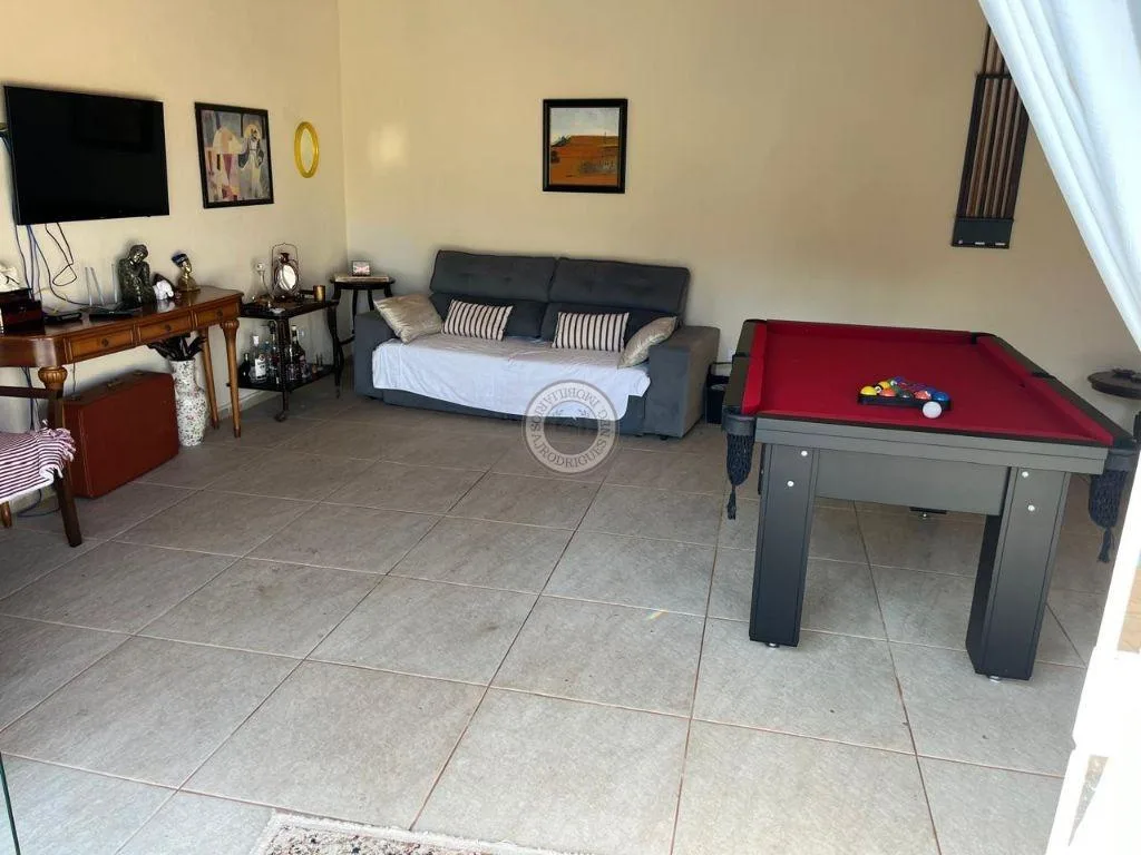 Casa para Venda em Mairinque, Dona Catarina, 3 dormitórios, 1 suíte, 2 banheiros, 3 vagas