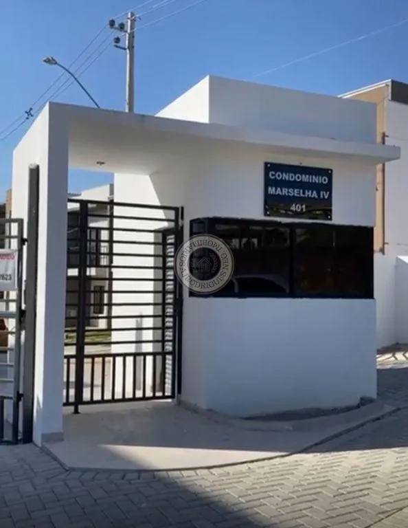 Condomínio Fechado para Venda em São Roque, Taboão, 3 dormitórios, 1 suíte, 2 banheiros, 2 vagas
