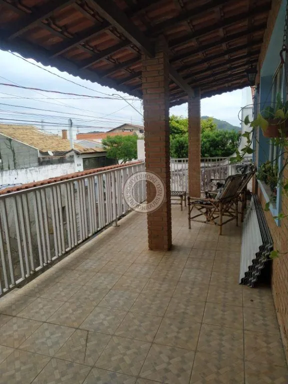 Casa para Venda em São Roque, Esplanada Mendes Moraes, 4 dormitórios, 1 suíte, 3 banheiros, 2 vagas