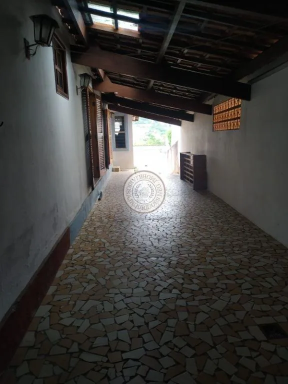 Casa para Venda em São Roque, Esplanada Mendes Moraes, 4 dormitórios, 1 suíte, 3 banheiros, 2 vagas