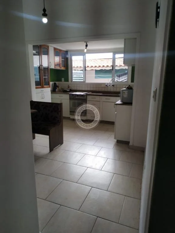 Casa para Venda em São Roque, Esplanada Mendes Moraes, 4 dormitórios, 1 suíte, 3 banheiros, 2 vagas