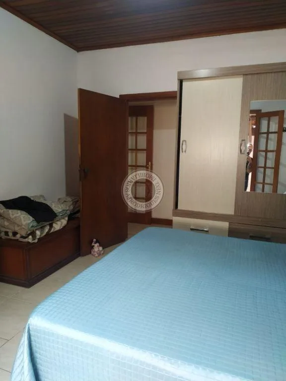 Casa para Venda em São Roque, Esplanada Mendes Moraes, 4 dormitórios, 1 suíte, 3 banheiros, 2 vagas