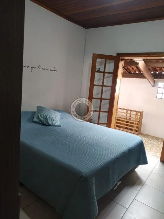 Casa para Venda em São Roque, Esplanada Mendes Moraes, 4 dormitórios, 1 suíte, 3 banheiros, 2 vagas