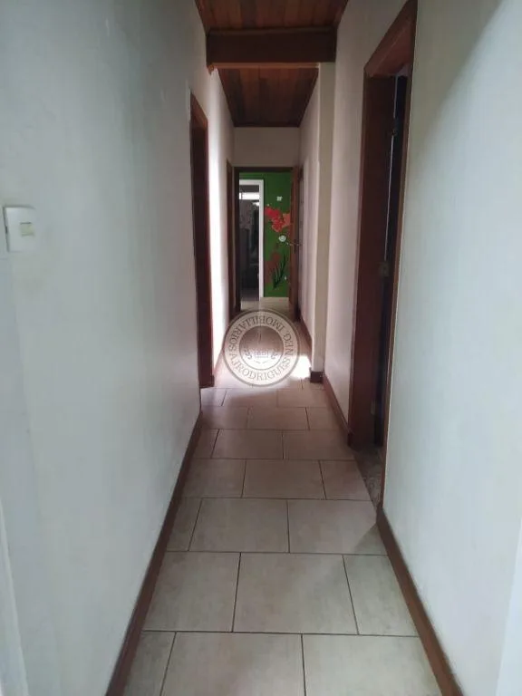 Casa para Venda em São Roque, Esplanada Mendes Moraes, 4 dormitórios, 1 suíte, 3 banheiros, 2 vagas