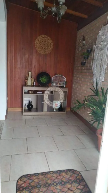 Casa para Venda em São Roque, Esplanada Mendes Moraes, 4 dormitórios, 1 suíte, 3 banheiros, 2 vagas
