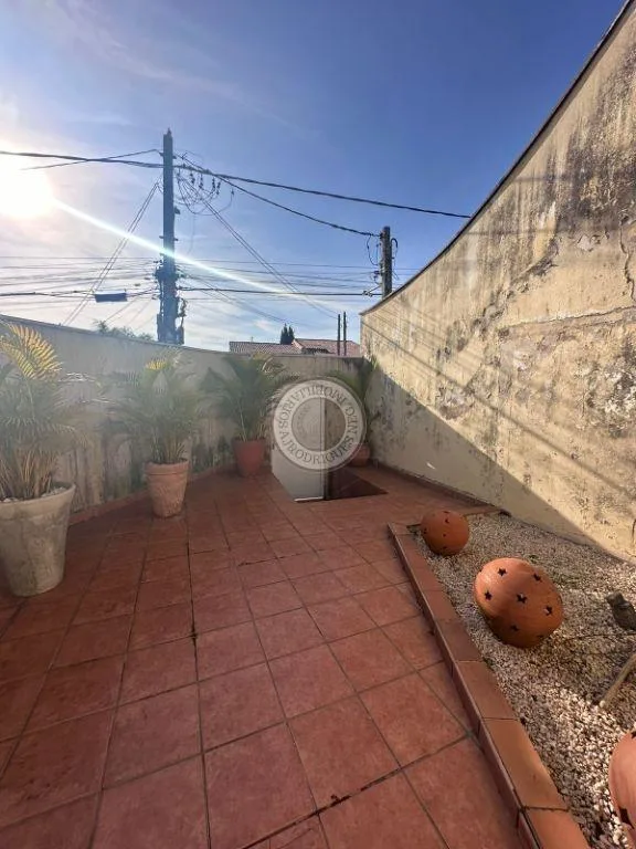 Casa para Venda em São Roque, Jardim Flórida, 3 dormitórios, 1 suíte, 2 banheiros, 6 vagas