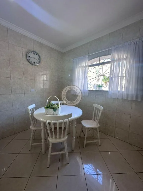 Casa para Venda em São Roque, Jardim Flórida, 3 dormitórios, 1 suíte, 2 banheiros, 6 vagas