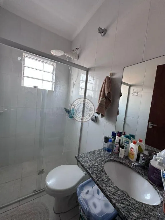 Casa para Venda em São Roque, Jardim São José, 3 dormitórios, 1 suíte, 2 banheiros, 2 vagas