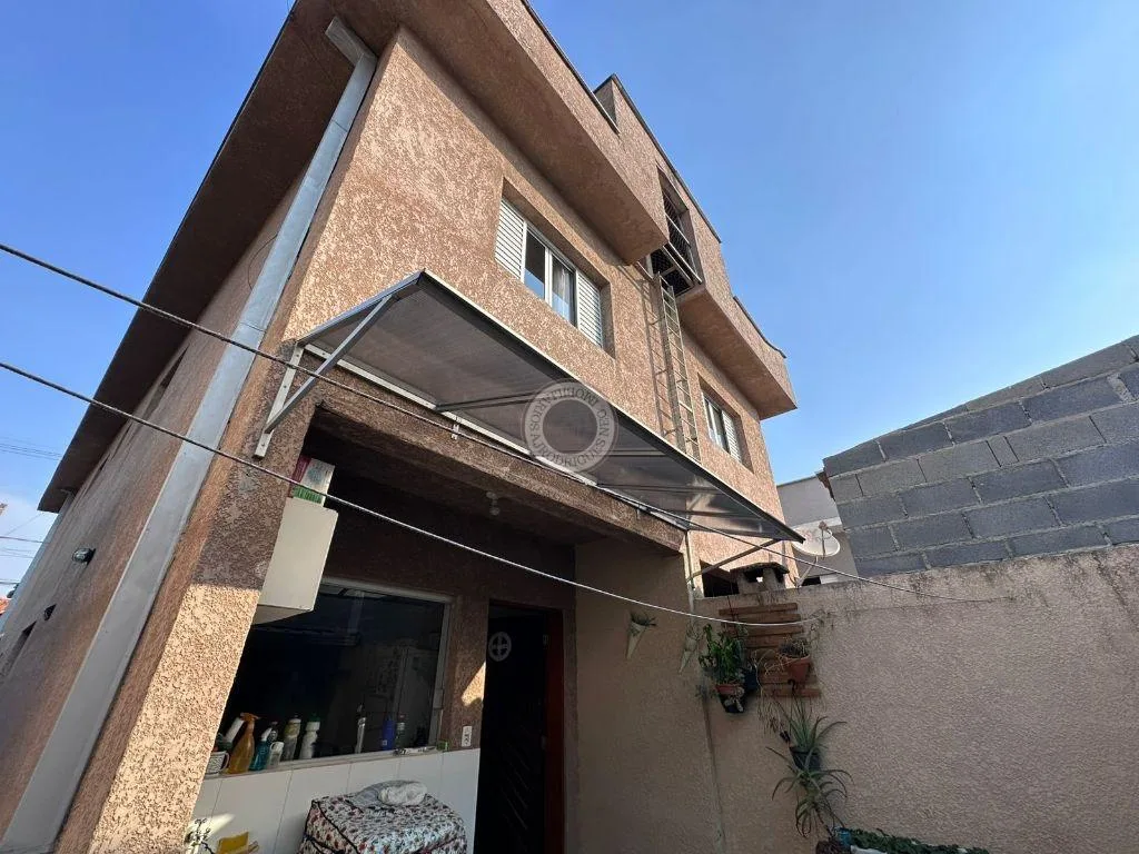 Casa para Venda em São Roque, Jardim São José, 3 dormitórios, 1 suíte, 2 banheiros, 2 vagas