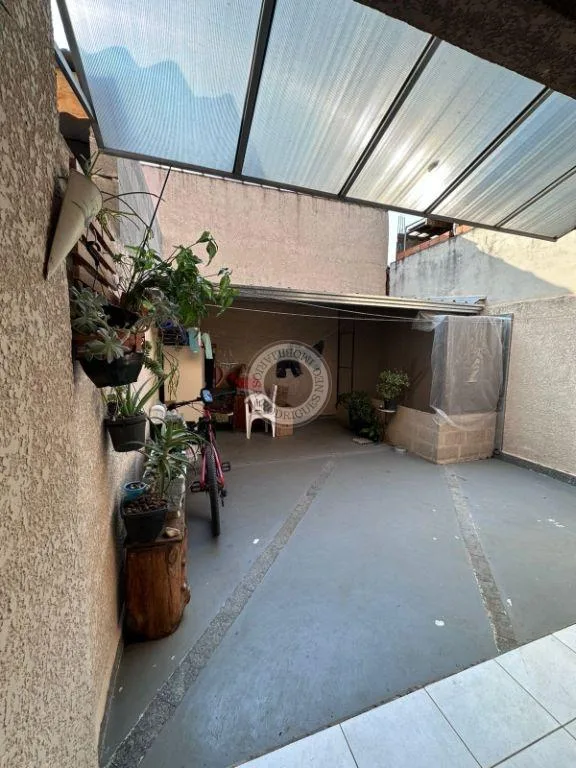 Casa para Venda em São Roque, Jardim São José, 3 dormitórios, 1 suíte, 2 banheiros, 2 vagas