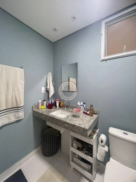 Apartamento para Venda em São Roque, Jardim Maria Trindade, 2 dormitórios, 1 banheiro, 2 vagas