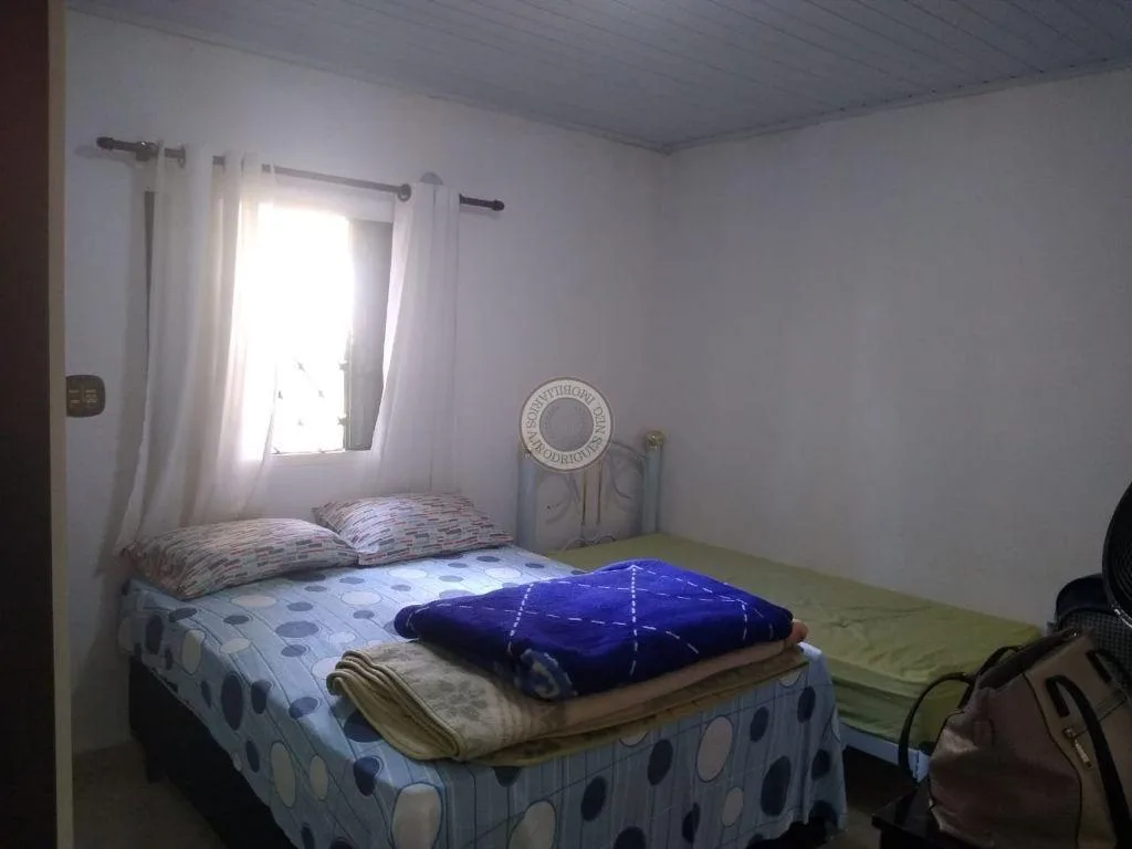 Casa para Venda em Mairinque, Pouso Alegre, 5 dormitórios, 2 banheiros, 10 vagas