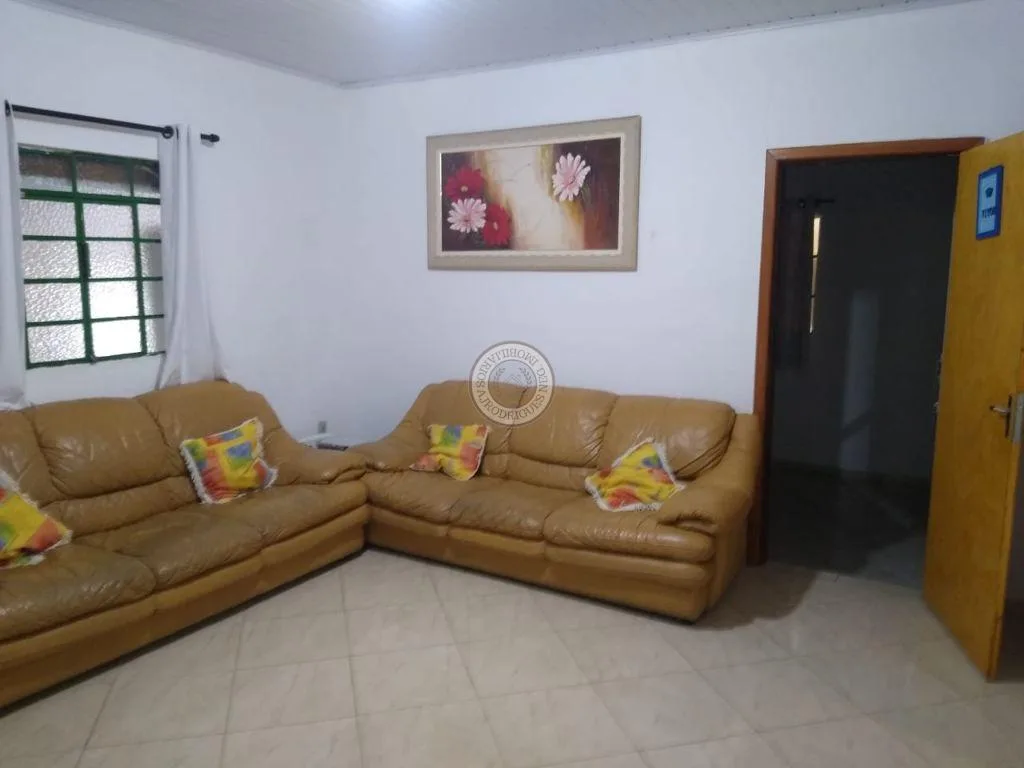Casa para Venda em Mairinque, Pouso Alegre, 5 dormitórios, 2 banheiros, 10 vagas