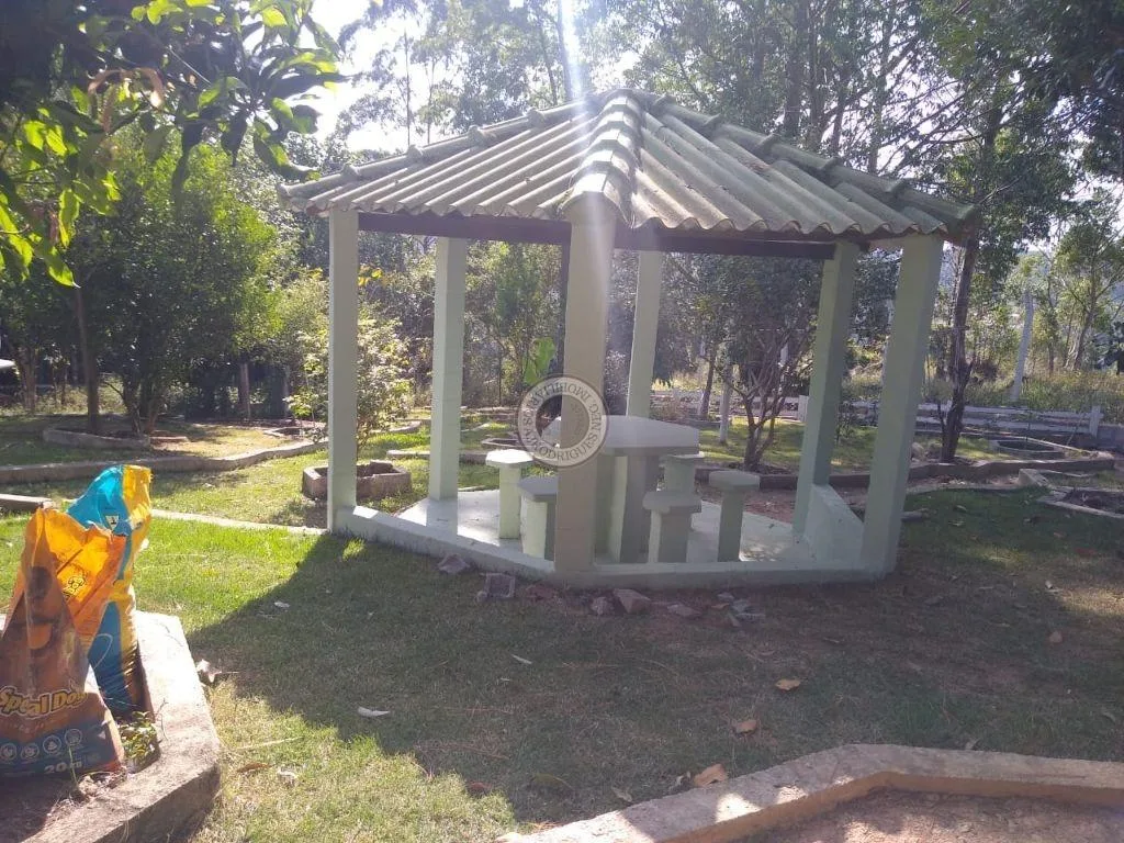 Casa para Venda em Mairinque, Pouso Alegre, 5 dormitórios, 2 banheiros, 10 vagas
