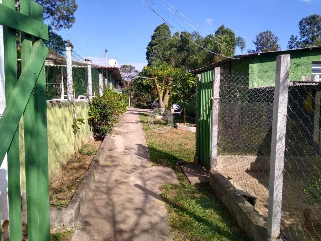 Casa para Venda em Mairinque, Pouso Alegre, 5 dormitórios, 2 banheiros, 10 vagas