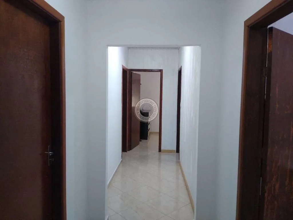 Casa para Venda em Mairinque, Pouso Alegre, 5 dormitórios, 2 banheiros, 10 vagas