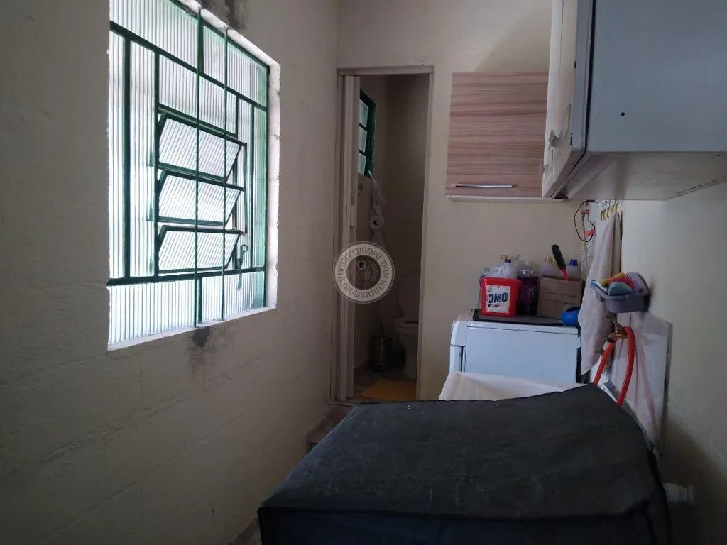 Casa para Venda em Mairinque, Pouso Alegre, 5 dormitórios, 2 banheiros, 10 vagas