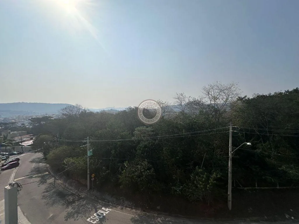 Apartamento para Venda em São Roque, Planalto Verde, 3 dormitórios, 1 suíte, 2 banheiros, 2 vagas