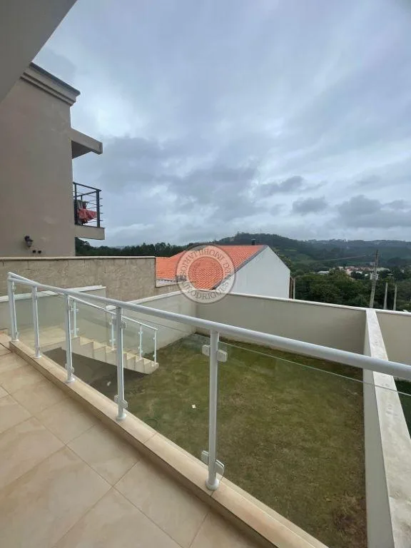 Casa para Venda em São Roque, Vila Santa Rosália, 2 dormitórios, 1 banheiro, 2 vagas
