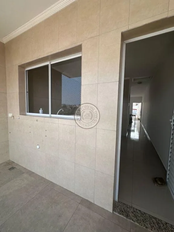 Casa para Venda em São Roque, Vila Santa Rosália, 2 dormitórios, 1 banheiro, 2 vagas