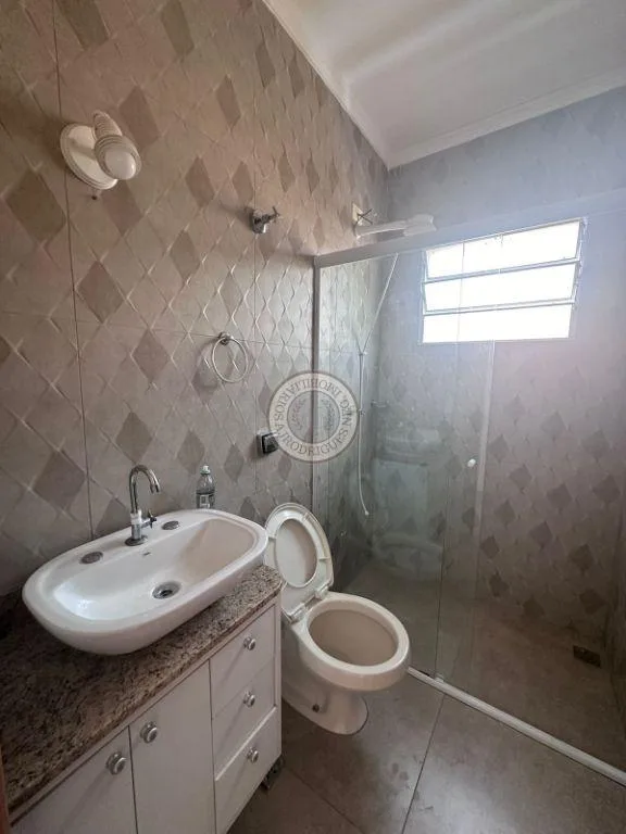 Casa para Venda em São Roque, Vila Santa Rosália, 2 dormitórios, 1 banheiro, 2 vagas