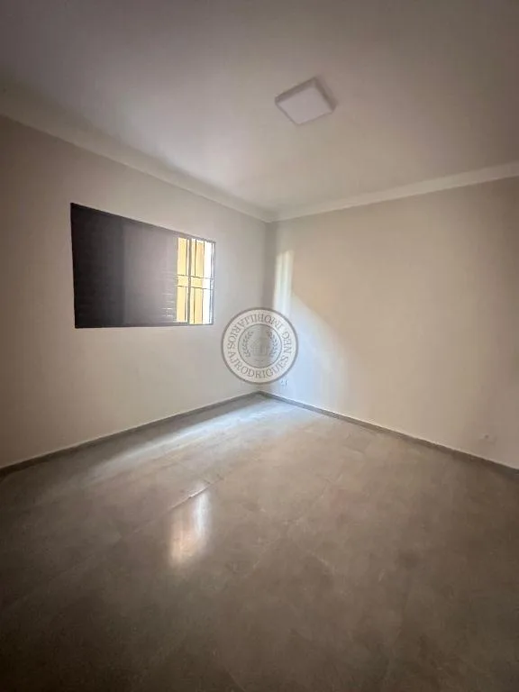 Casa para Venda em São Roque, Vila Santa Rosália, 3 dormitórios, 2 banheiros, 2 vagas