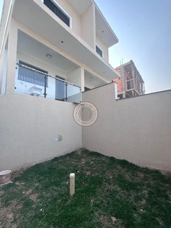 Casa para Venda em São Roque, Vila Santa Rosália, 3 dormitórios, 2 banheiros, 2 vagas