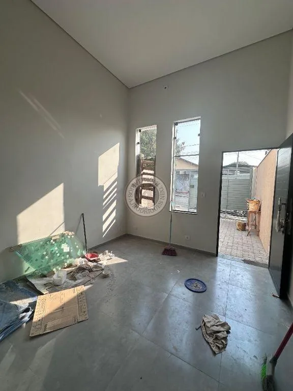 Casa para Venda em São Roque, Vila Santa Rosália, 3 dormitórios, 2 banheiros, 2 vagas