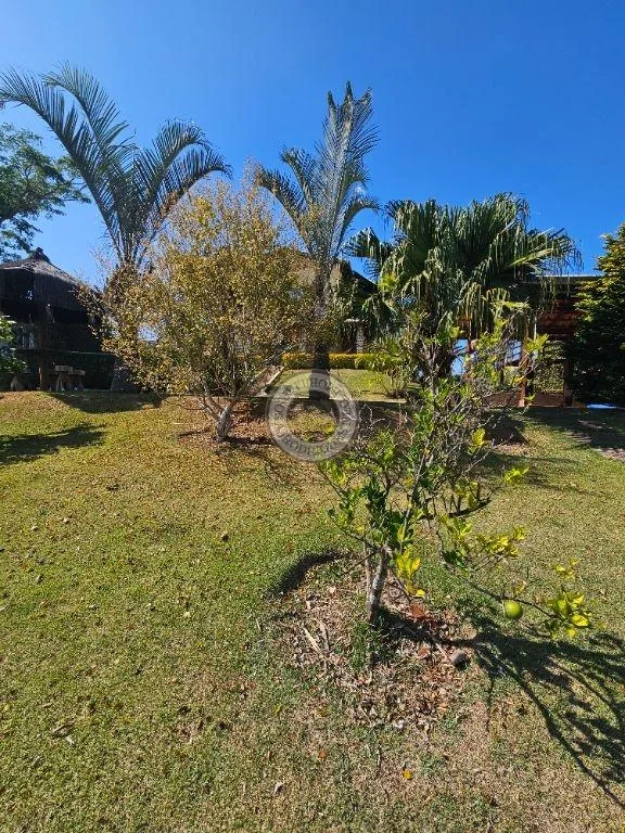Casa para Venda em São Roque, Gabriel Piza, 2 dormitórios, 1 suíte, 3 banheiros, 4 vagas