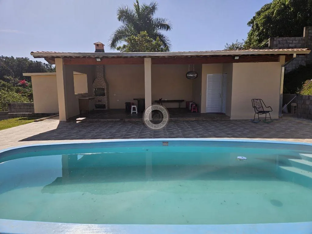 Casa para Venda em São Roque, Saboó, 3 dormitórios, 1 suíte, 4 banheiros, 10 vagas