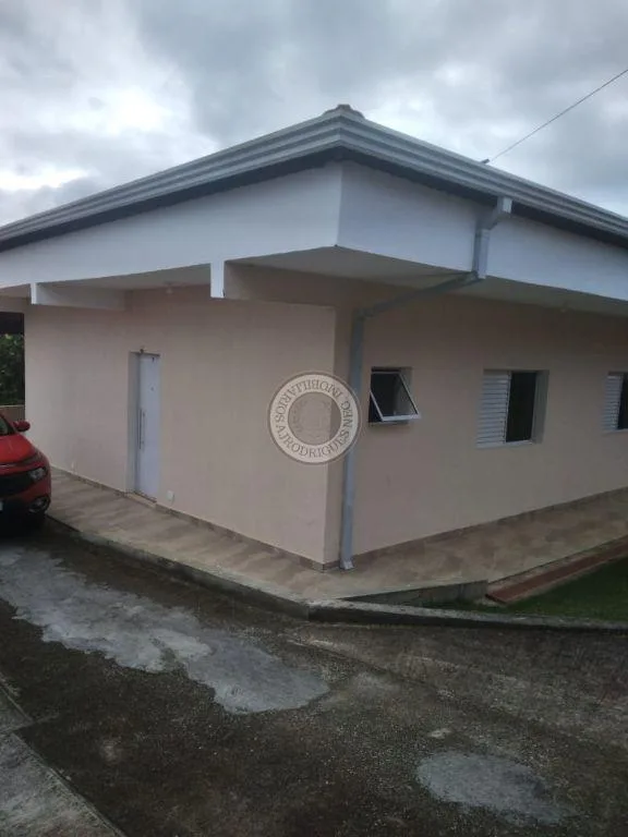 Casa para Venda em São Roque, Saboó, 3 dormitórios, 1 suíte, 4 banheiros, 10 vagas