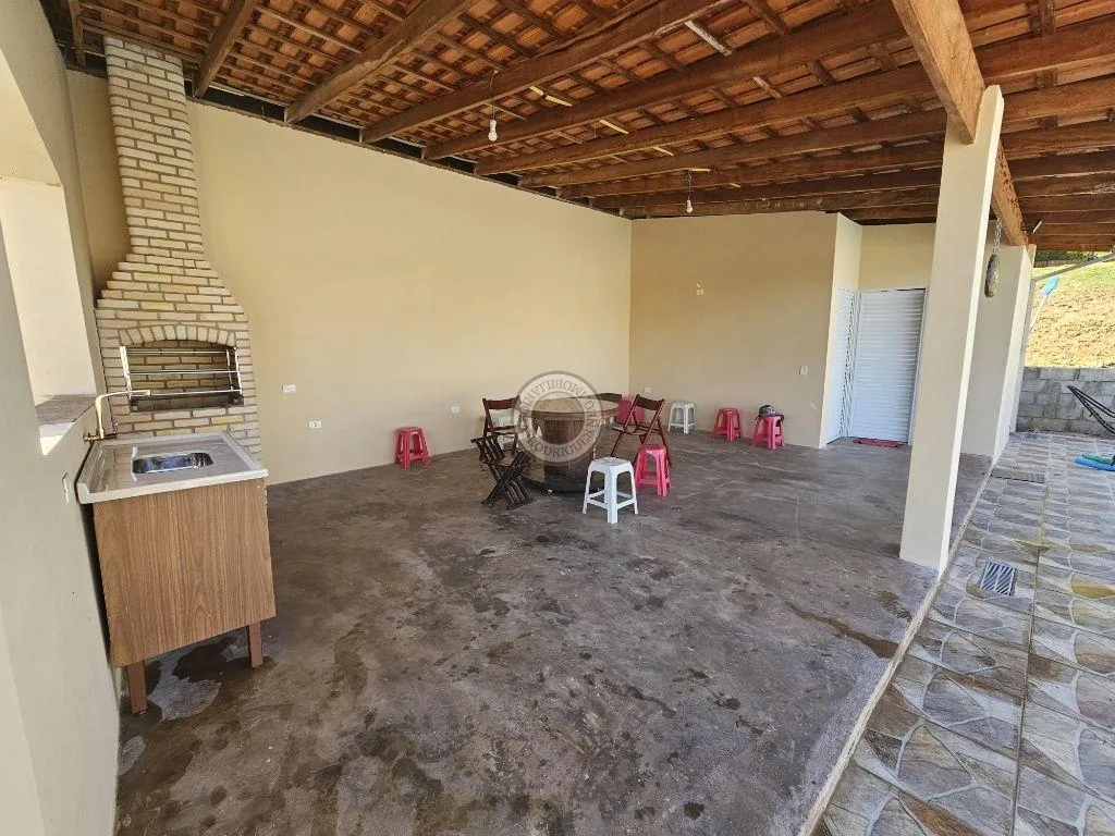 Casa para Venda em São Roque, Saboó, 3 dormitórios, 1 suíte, 4 banheiros, 10 vagas