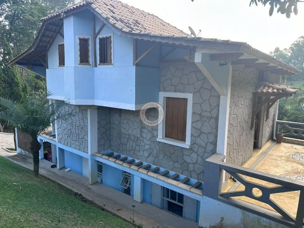 Casa para Venda em Mairinque, Pouso Alegre, 5 dormitórios, 1 suíte, 3 banheiros, 10 vagas