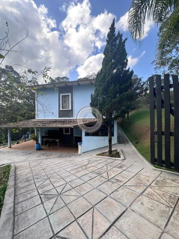 Casa para Venda em Mairinque, Pouso Alegre, 5 dormitórios, 1 suíte, 3 banheiros, 10 vagas