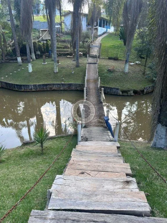 Casa para Venda em Mairinque, Pouso Alegre, 5 dormitórios, 1 suíte, 3 banheiros, 10 vagas