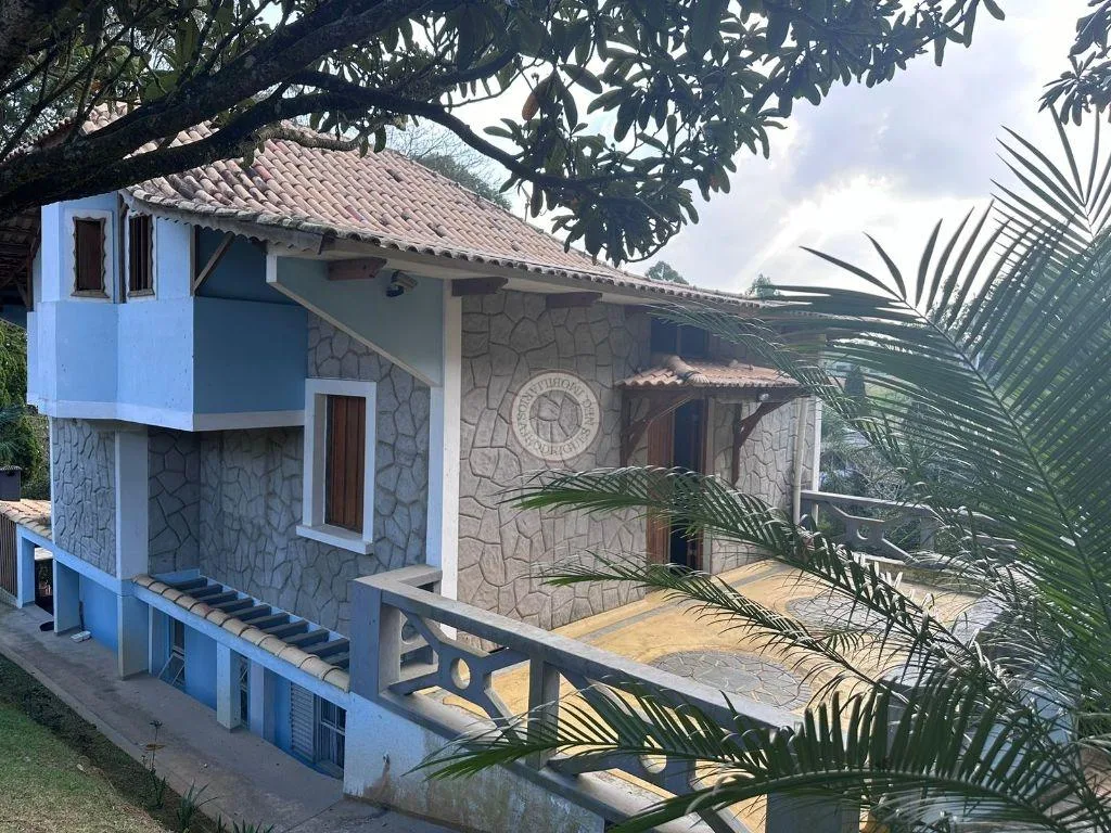 Casa para Venda em Mairinque, Pouso Alegre, 5 dormitórios, 1 suíte, 3 banheiros, 10 vagas