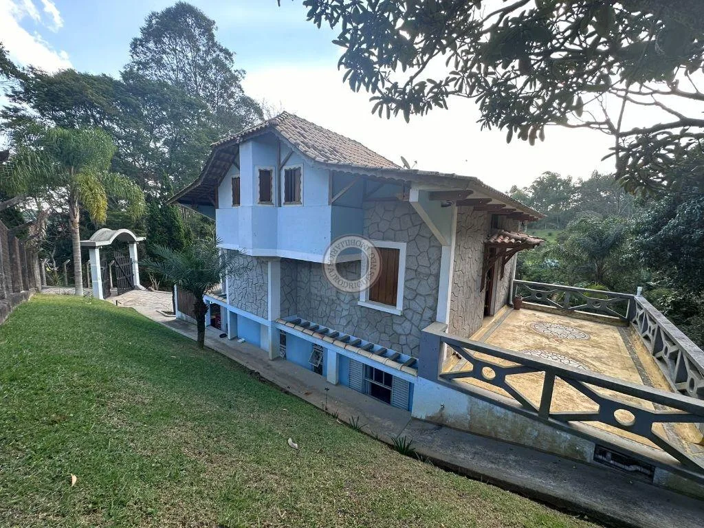 Casa para Venda em Mairinque, Pouso Alegre, 5 dormitórios, 1 suíte, 3 banheiros, 10 vagas