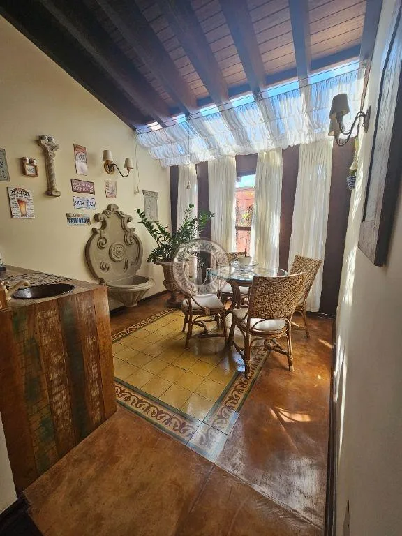 Casa para Venda em São Roque, Jardim Tanzi, 5 dormitórios, 4 suítes, 7 banheiros, 4 vagas