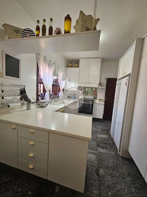 Casa para Venda em São Roque, Jardim Tanzi, 5 dormitórios, 4 suítes, 7 banheiros, 4 vagas