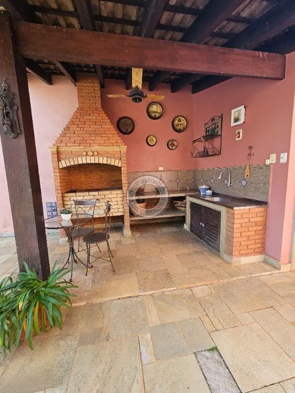 Casa para Venda em São Roque, Jardim Tanzi, 5 dormitórios, 4 suítes, 7 banheiros, 4 vagas