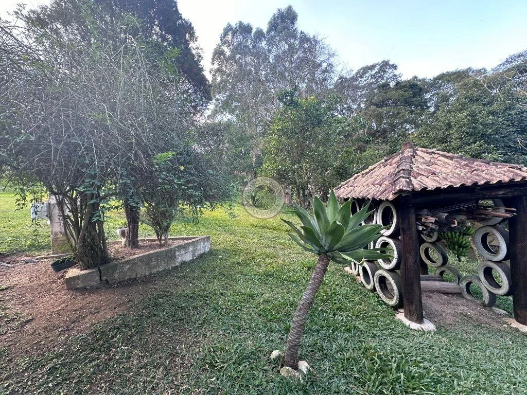 Casa para Venda em Mairinque, Pouso Alegre, 2 dormitórios, 1 banheiro, 5 vagas